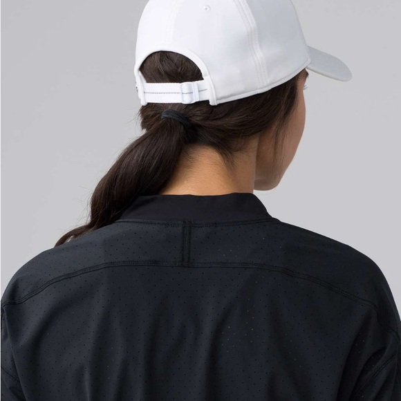 Lululemon Women’s Final Lap Jacket, Black, Size 8 - Picture 4 of 5